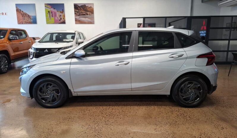 
								2023 HYUNDAI i10 /  i20 / i30 full									