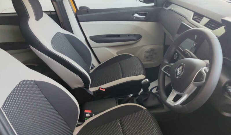 
								2025 RENAULT TRIBER full									