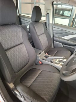 
										2025 MITSUBISHI XPANDER full									