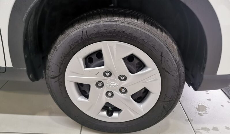 
								VENUE 1.2 MOTION/PREMIUM CARGO full									