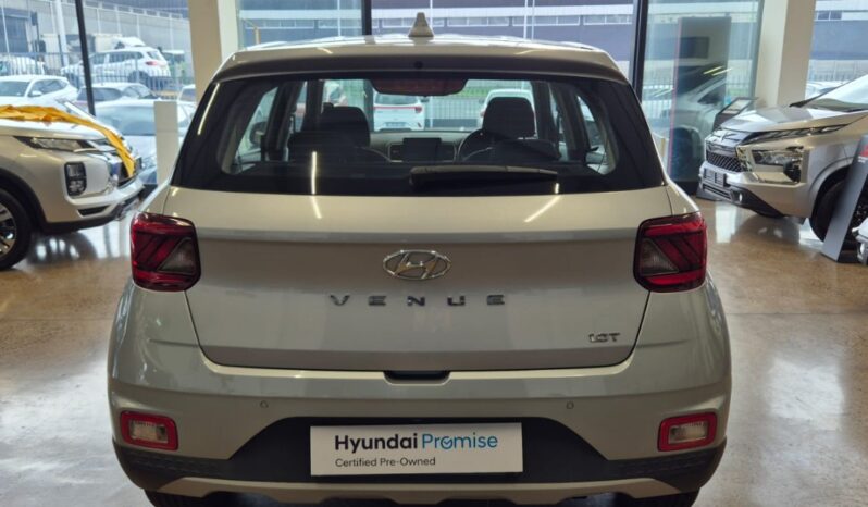 
								2021 HYUNDAI VENUE full									