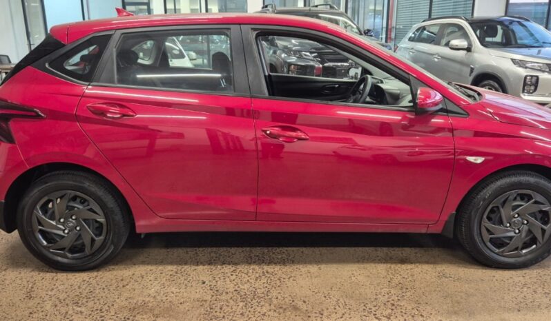 
								2023 HYUNDAI i10 /  i20 / i30 full									