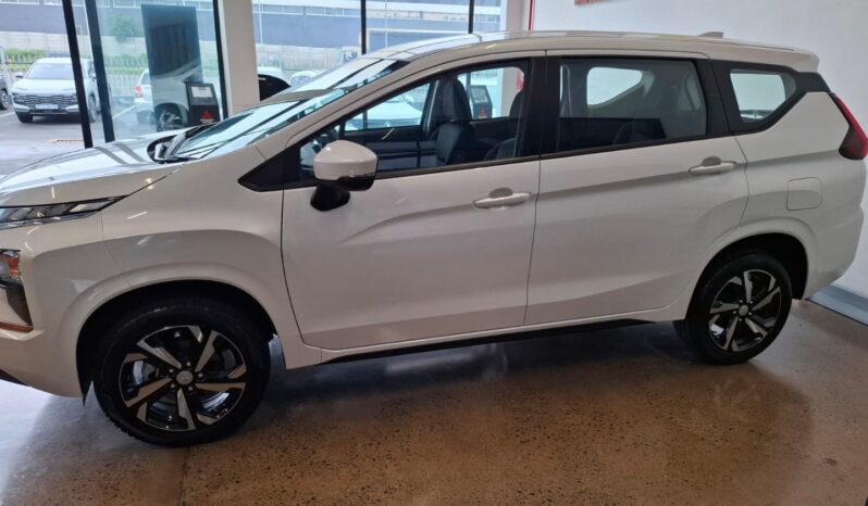 
								2025 MITSUBISHI XPANDER full									