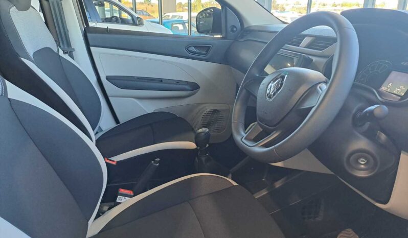 
								2025 RENAULT TRIBER full									