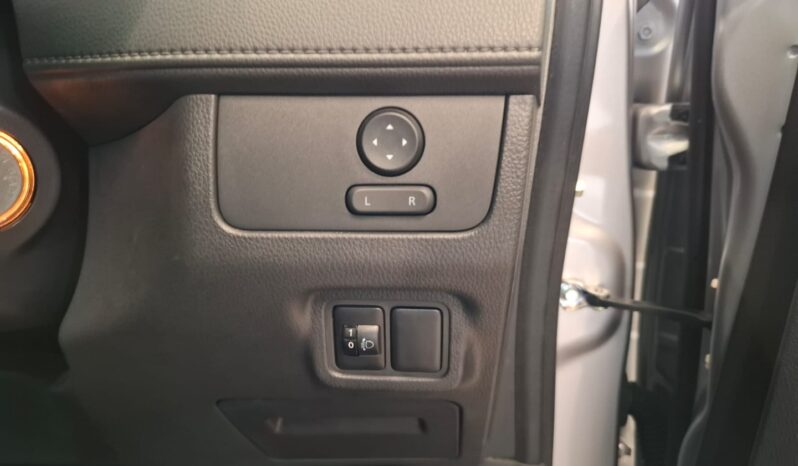 
								2025 MITSUBISHI XPANDER full									