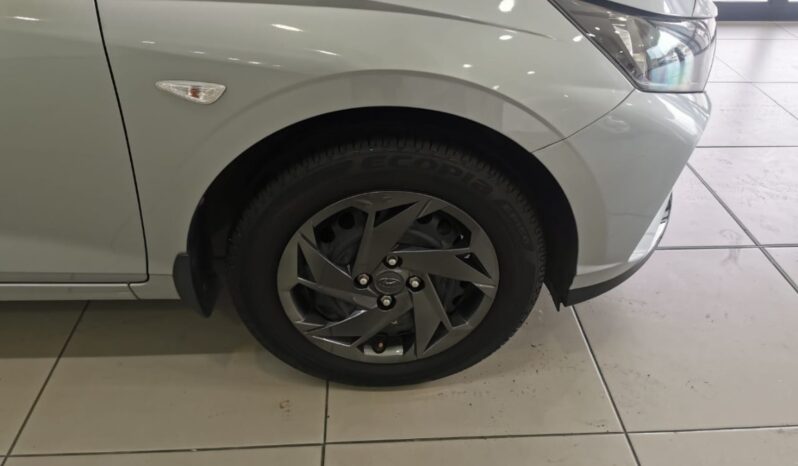 
								2023 HYUNDAI i10 /  i20 / i30 full									