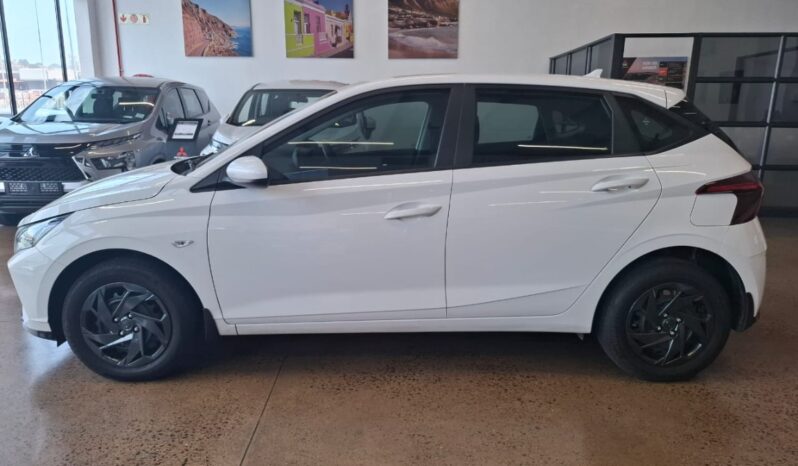 
								2023 HYUNDAI i10 /  i20 / i30 full									