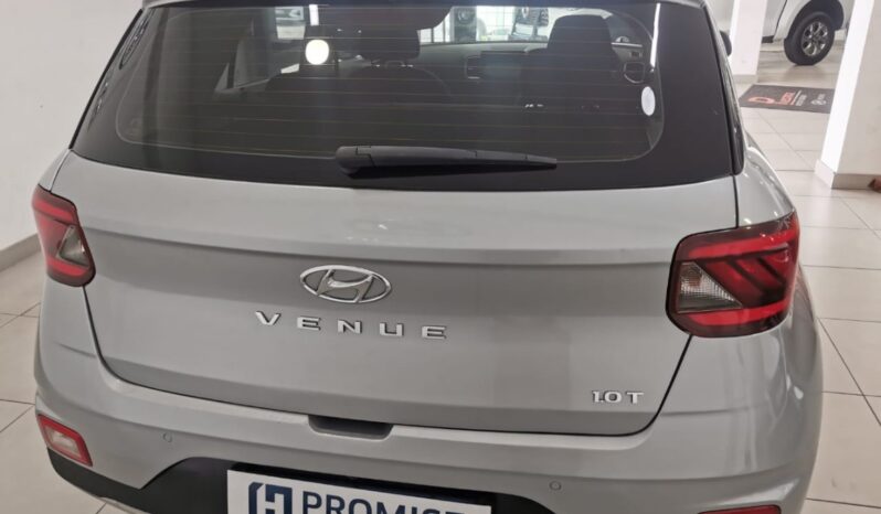 
								2021 HYUNDAI VENUE full									