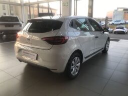 
										2023 RENAULT CLIO full									