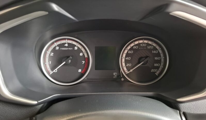 
								2025 MITSUBISHI XPANDER full									