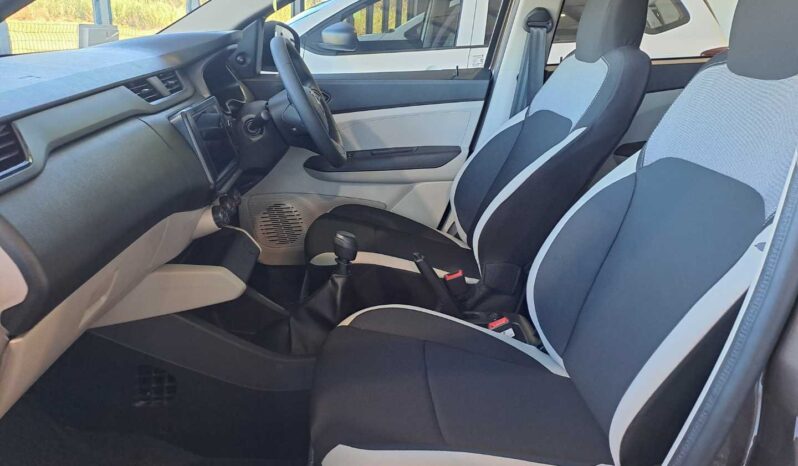 
								2025 RENAULT TRIBER full									